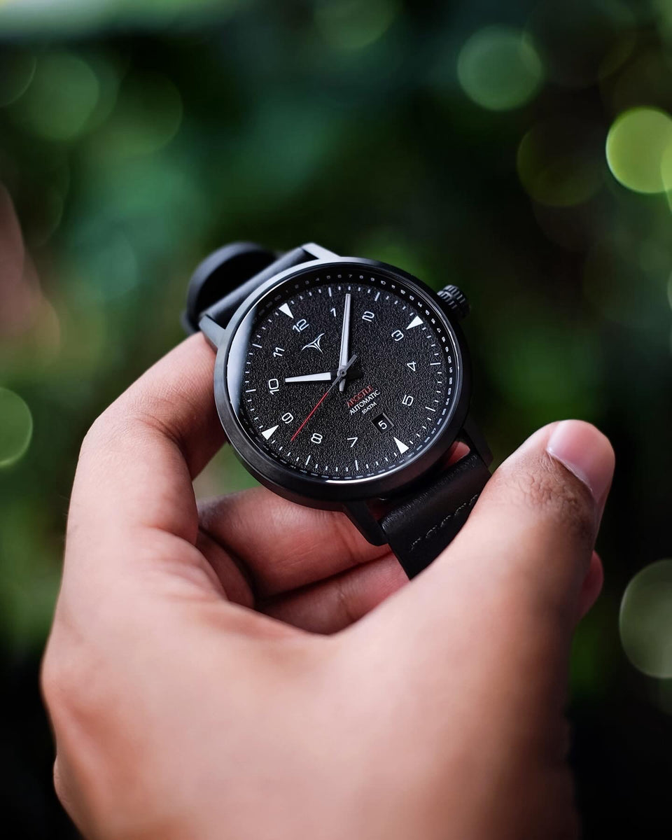 Black dial automatic watches V-Apostle with Black Horween Leather Straps | Vstelle Watch