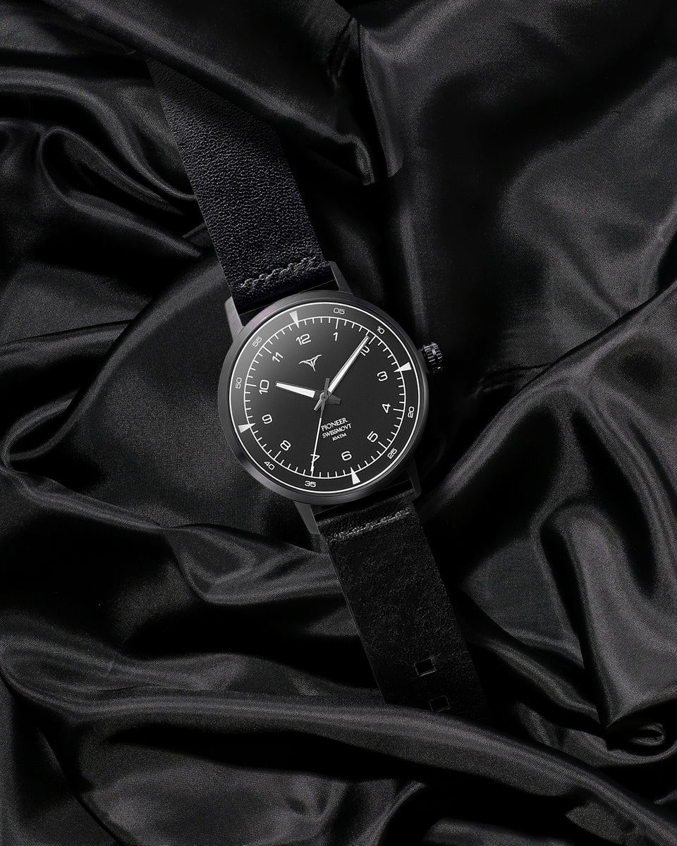 Black dial Swiss Made quartz wrist watches V-Pioneer with Black Horween Leather Straps | Vstelle Watch